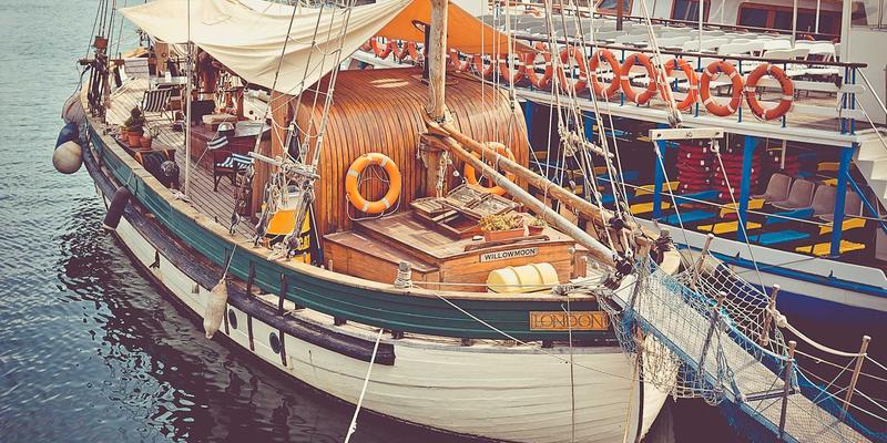 乔亚军37：在视觉设计与艺术设计的交汇处，探索作品展示的深度与广度